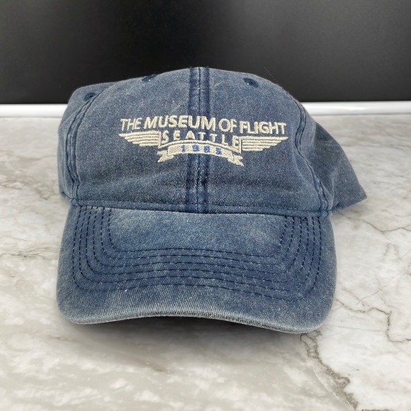 Golf Baseball Cap, Seattle Museum of Flight 1985 - Picture 1 of 8